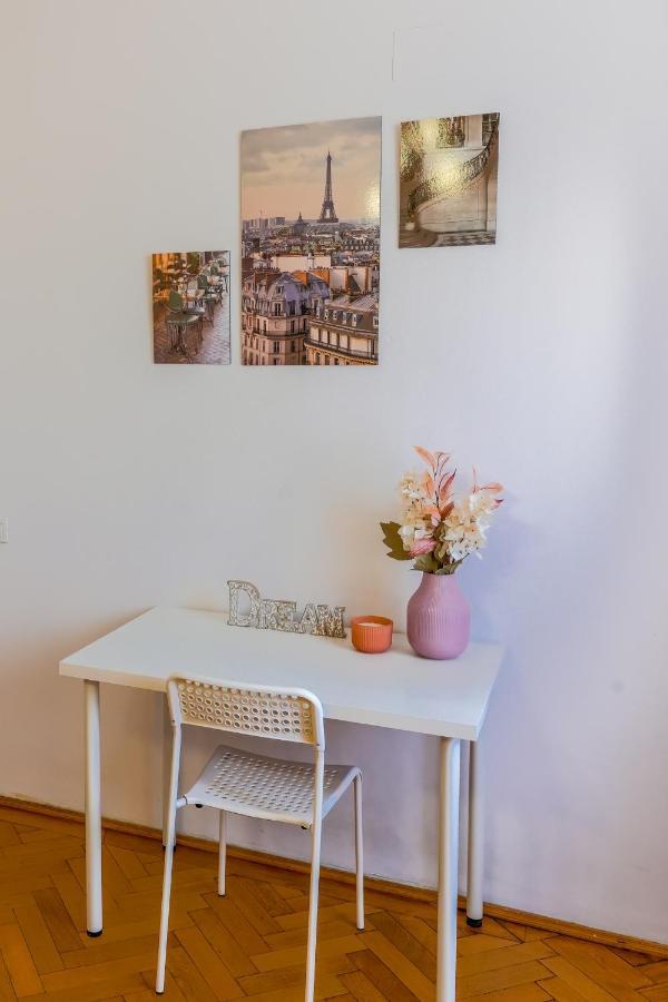 Ultracentral Golden Gatehouse 3 Bdrm Bucarest Exterior foto
