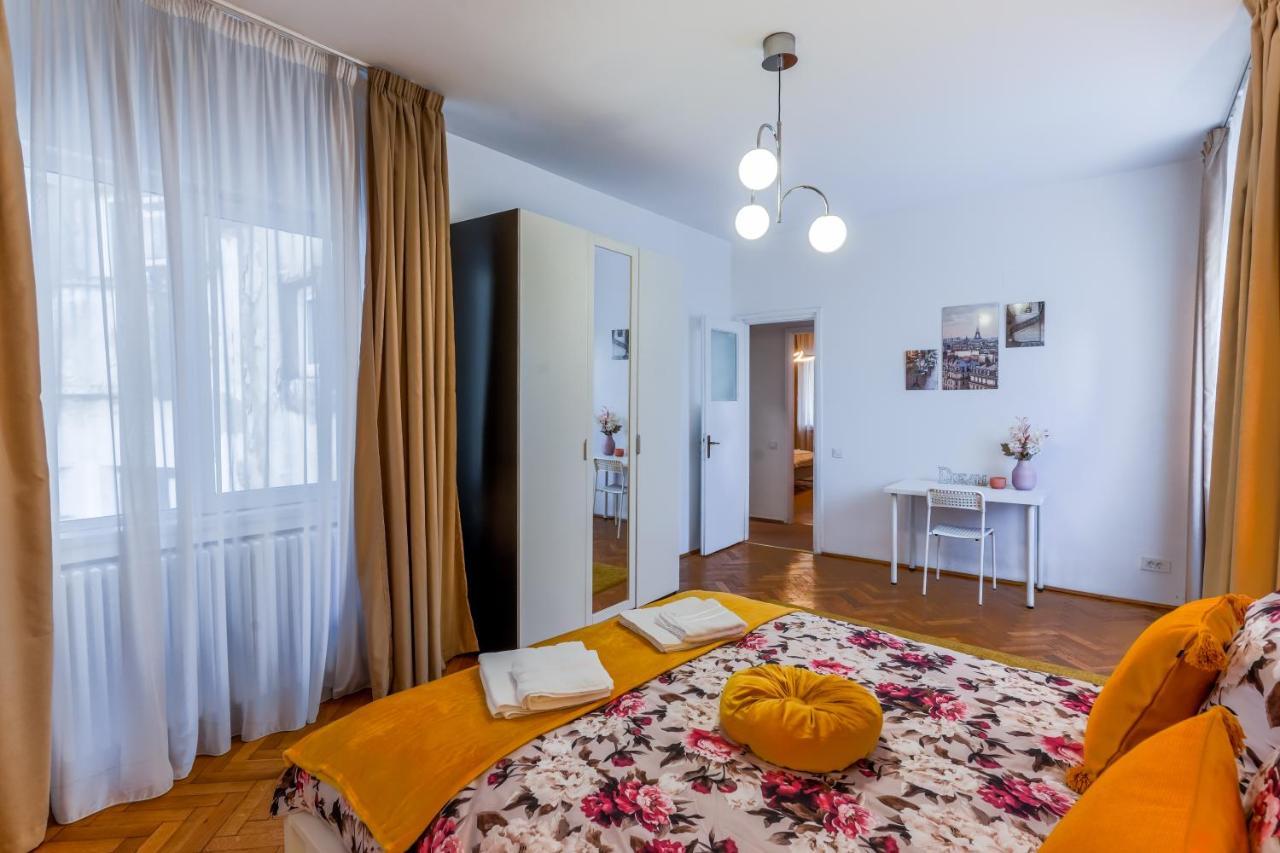 Ultracentral Golden Gatehouse 3 Bdrm Bucarest Exterior foto